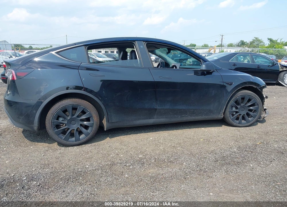 2021 TESLA MODEL Y LONG RANGE DUAL MOTOR ALL-WHEEL DRIVE VIN: 5YJYGDEE9MF199051