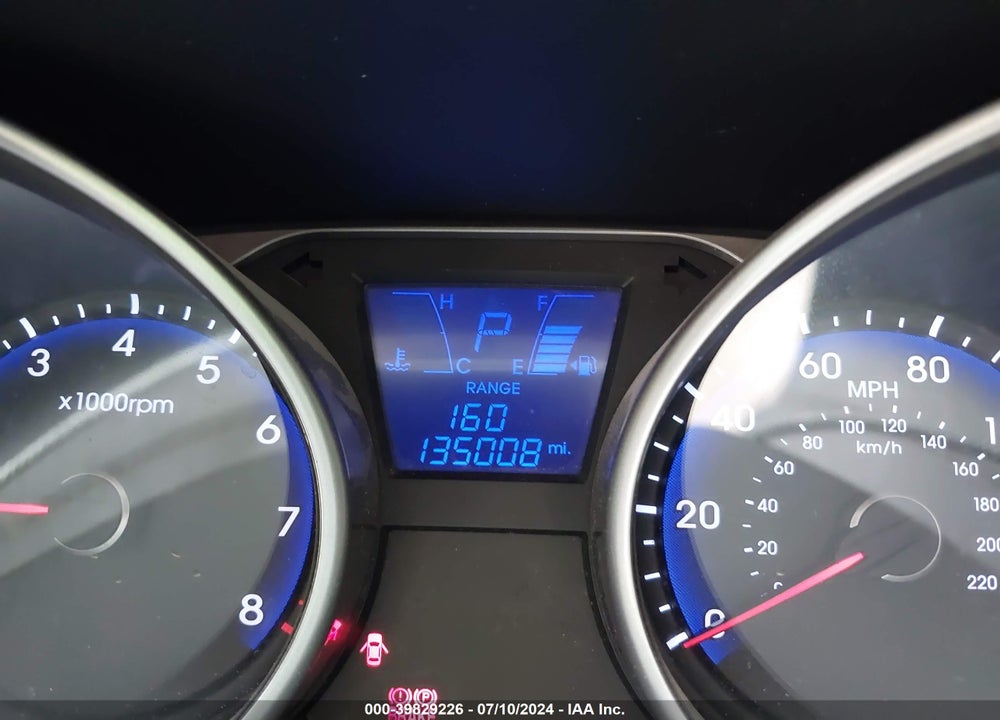 2010 HYUNDAI TUCSON LIMITED VIN: KM8JU3AC9AU074963