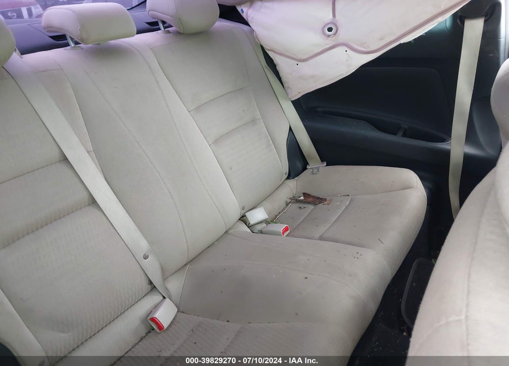 2013 HONDA ACCORD EX VIN: 1HGCT1B79DA026022