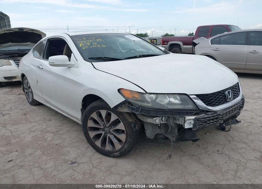 2013 HONDA ACCORD EX VIN: 1HGCT1B79DA026022