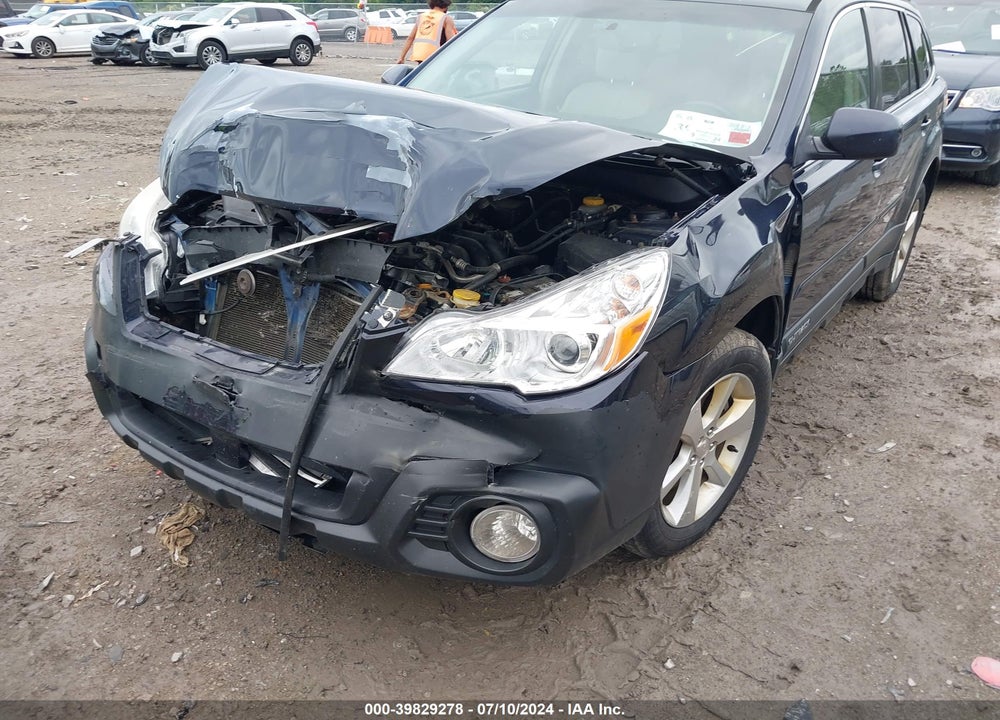 2014 SUBARU OUTBACK 3.6R LIMITED VIN: 4S4BRDKC8E2273238