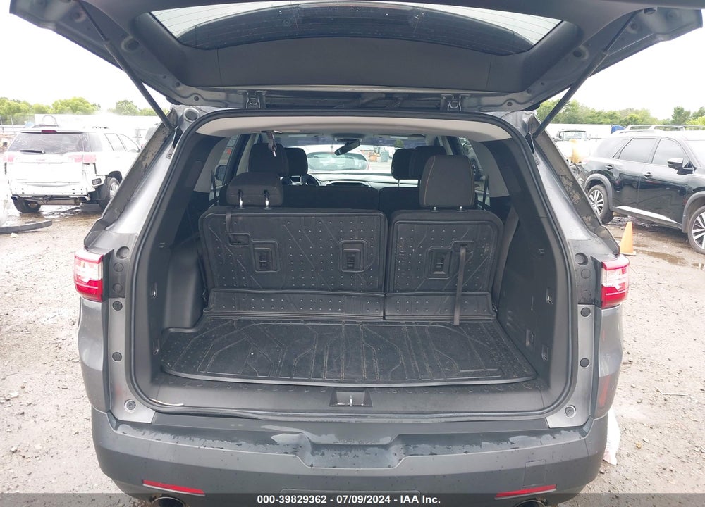 2021 CHEVROLET TRAVERSE FWD LS VIN: 1GNERFKW1MJ143532