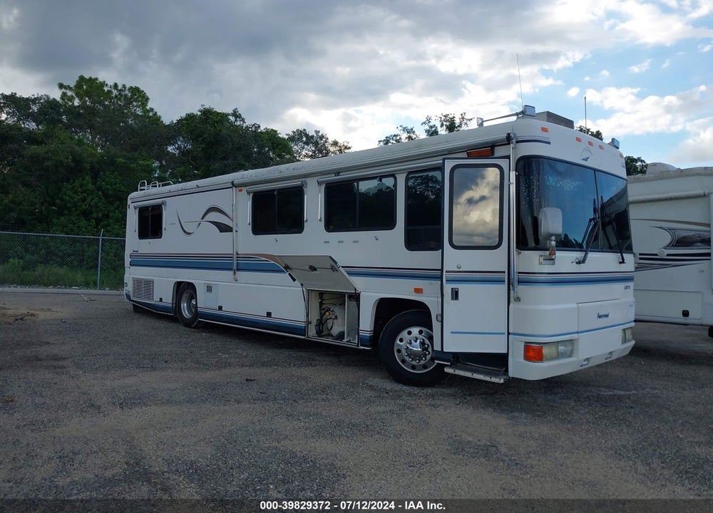 1998 FORETRAVEL MOTOR HOME VIN: 1F97D5365WN054697