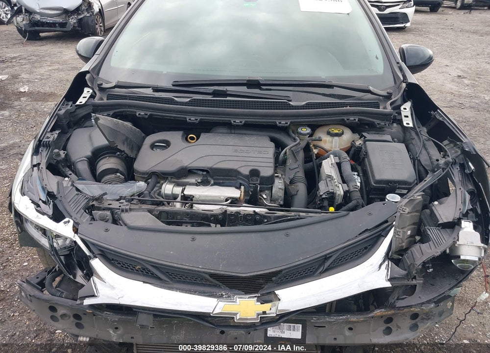 2019 CHEVROLET CRUZE LT VIN: 1G1BE5SM8K7117450