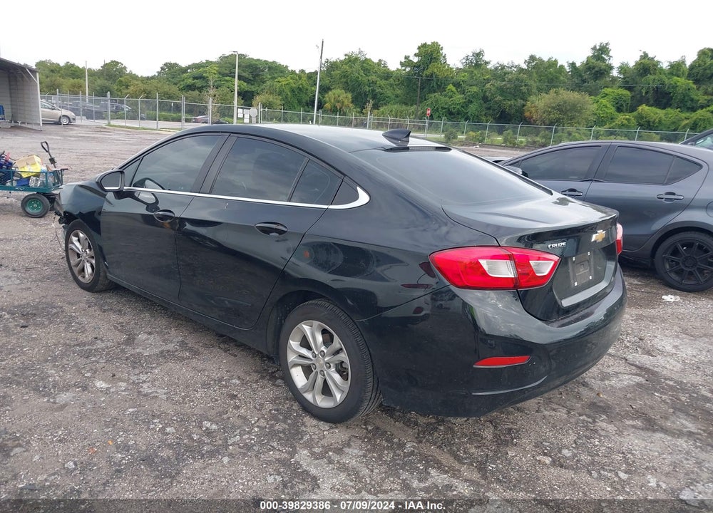 2019 CHEVROLET CRUZE LT VIN: 1G1BE5SM8K7117450