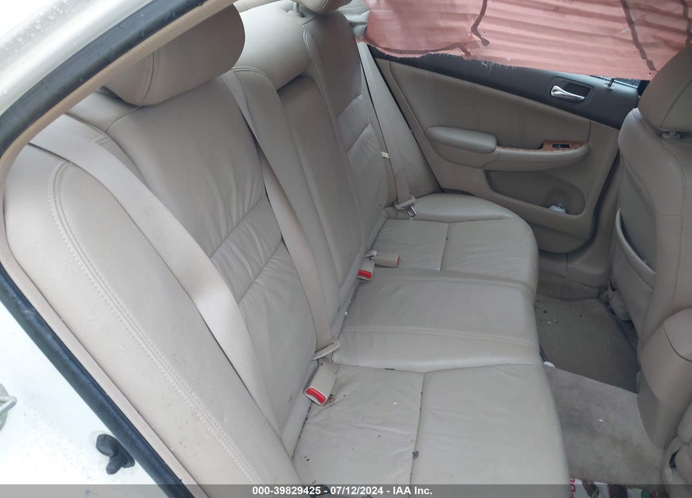 2005 HONDA ACCORD 3.0 EX VIN: 1HGCM665X5A000517