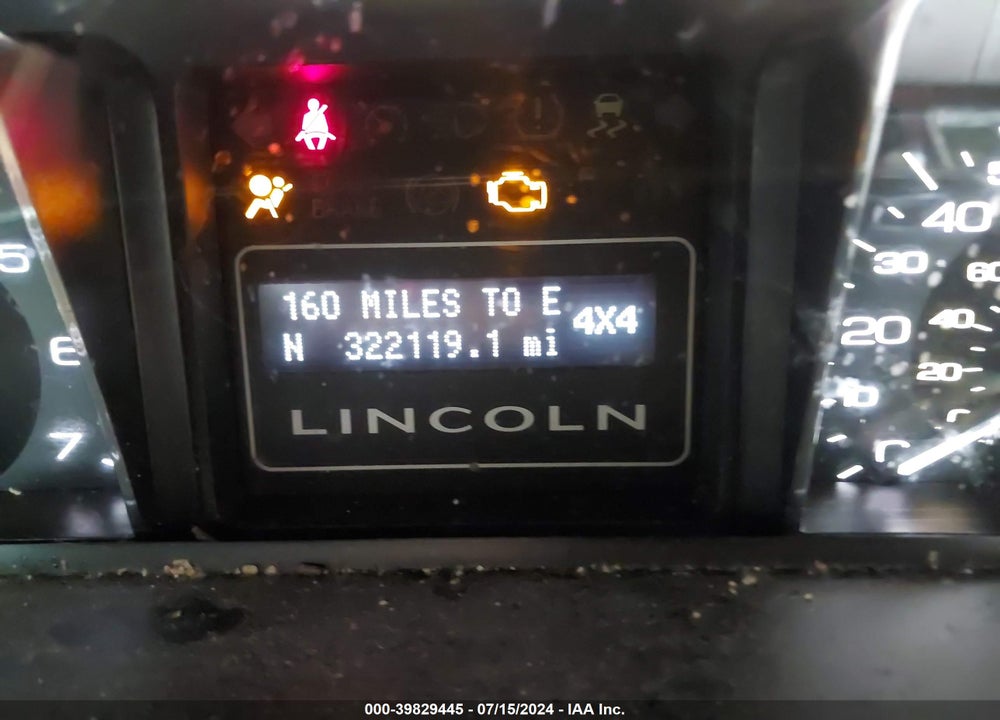 2014 LINCOLN NAVIGATOR VIN: 5LMJJ2J50EEL01071