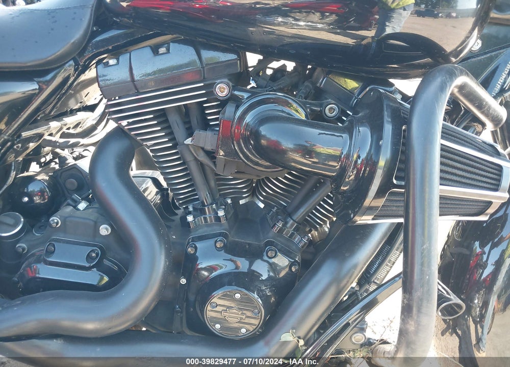 2012 HARLEY-DAVIDSON FLTRU ROAD GLIDE ULTRA VIN: 1HD1KGM19CB612036