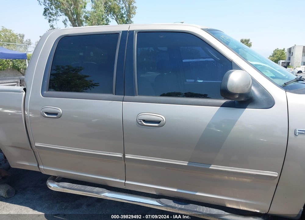 2003 FORD F-150 LARIAT/XLT VIN: 1FTRW07L03KC58940