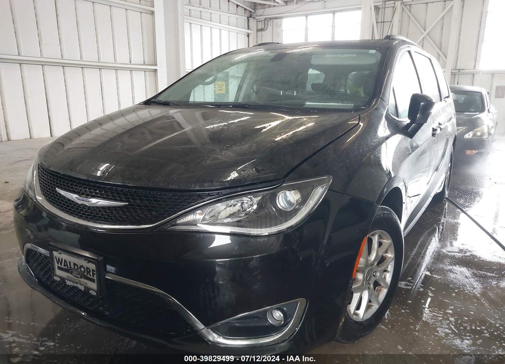 2020 CHRYSLER PACIFICA TOURING L VIN: 2C4RC1BG4LR148029