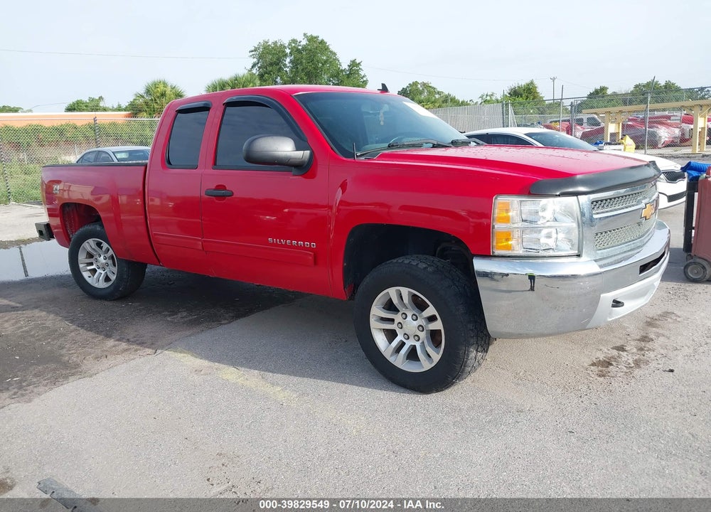 2013 CHEVROLET SILVERADO 1500 LT VIN: 1GCRKSE71DZ301316