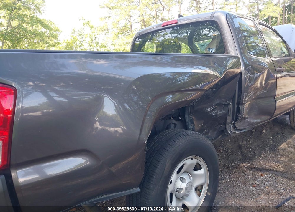 2017 TOYOTA TACOMA SR VIN: 5TFRX5GN6HX095443