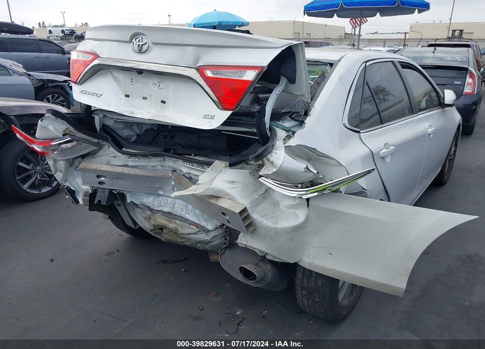 2017 TOYOTA CAMRY SE VIN: 4T1BF1FK0HU355580