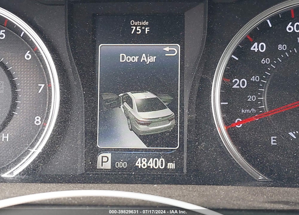 2017 TOYOTA CAMRY SE VIN: 4T1BF1FK0HU355580