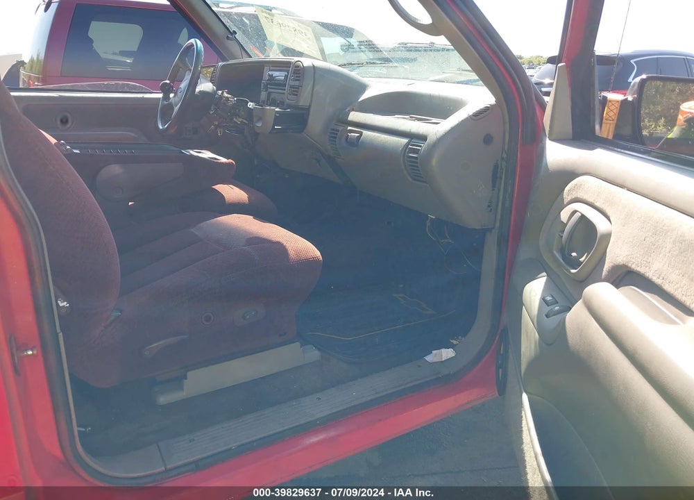 1996 CHEVROLET GMT-400 K2500 VIN: 1GCGK29R9TE182259