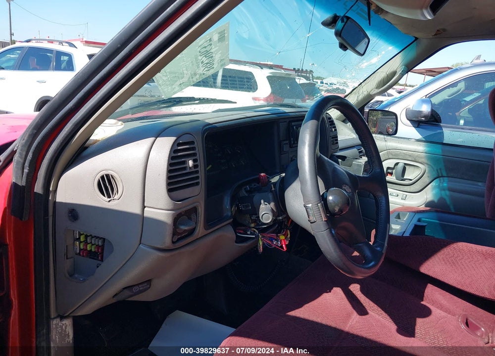 1996 CHEVROLET GMT-400 K2500 VIN: 1GCGK29R9TE182259