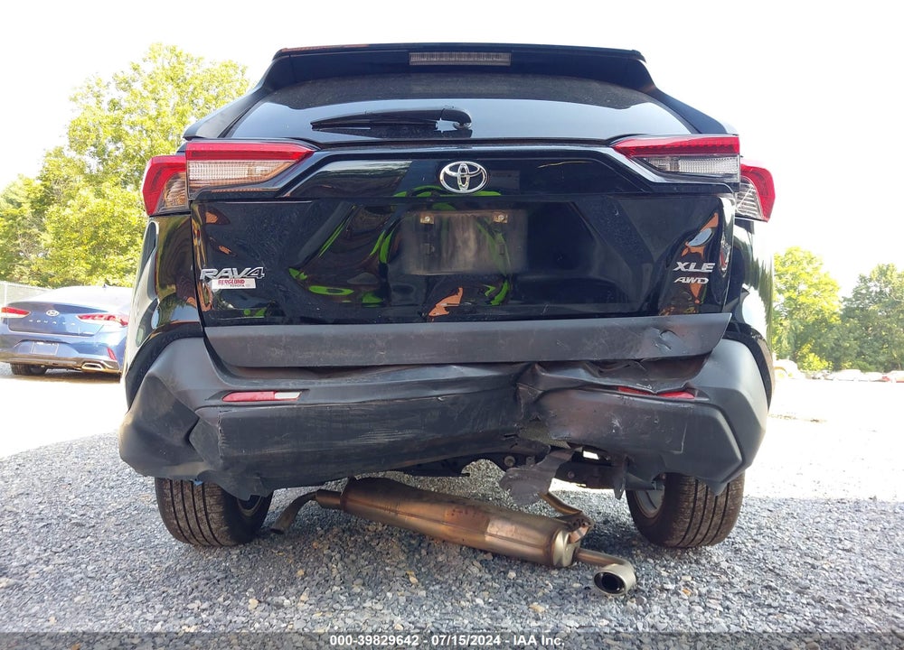 2020 TOYOTA RAV4 XLE PREMIUM VIN: JTMA1RFV1LD060522