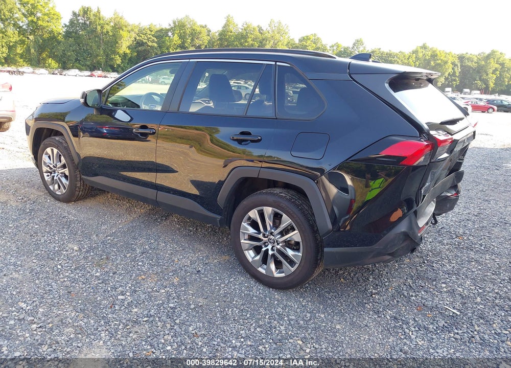 2020 TOYOTA RAV4 XLE PREMIUM VIN: JTMA1RFV1LD060522