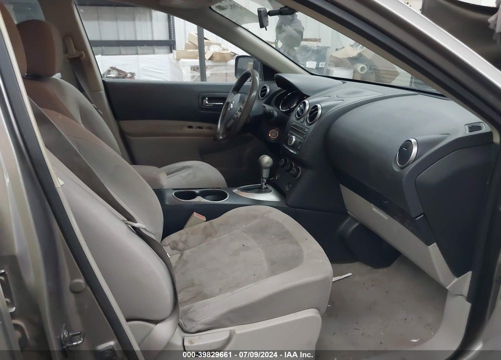 2011 NISSAN ROGUE S VIN: JN8AS5MT9BW568624