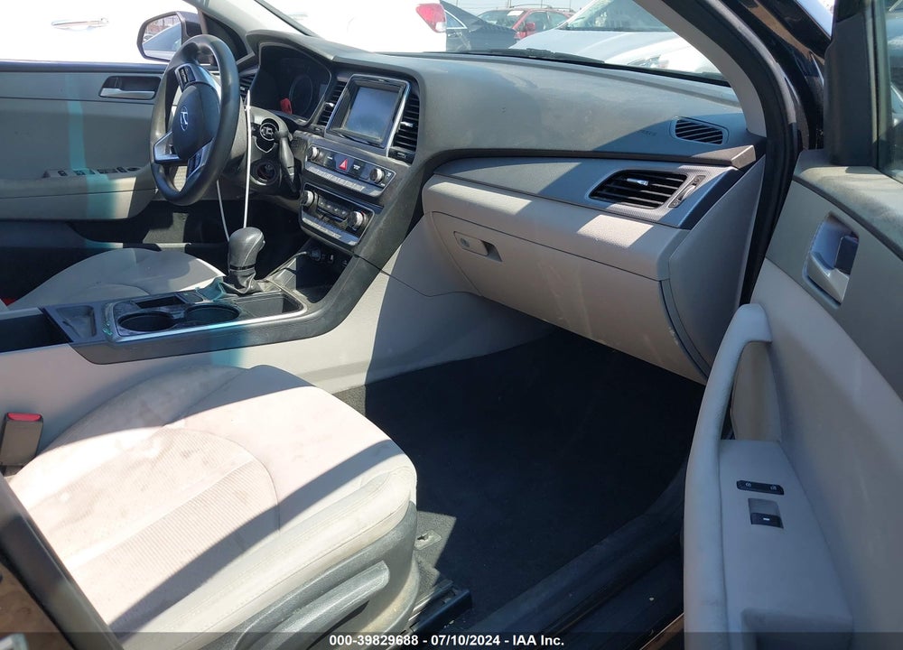 2019 HYUNDAI SONATA SE VIN: 5NPE24AF5KH744905