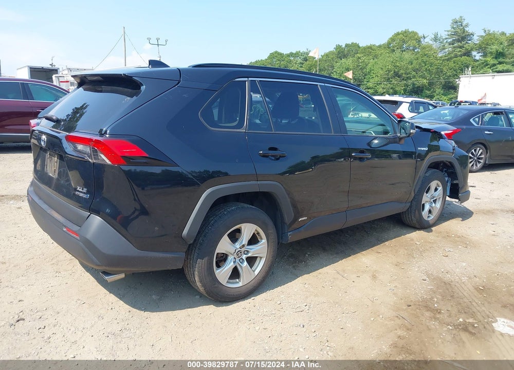 2021 TOYOTA RAV4 HYBRID XLE VIN: JTMRWRFV9MD126885