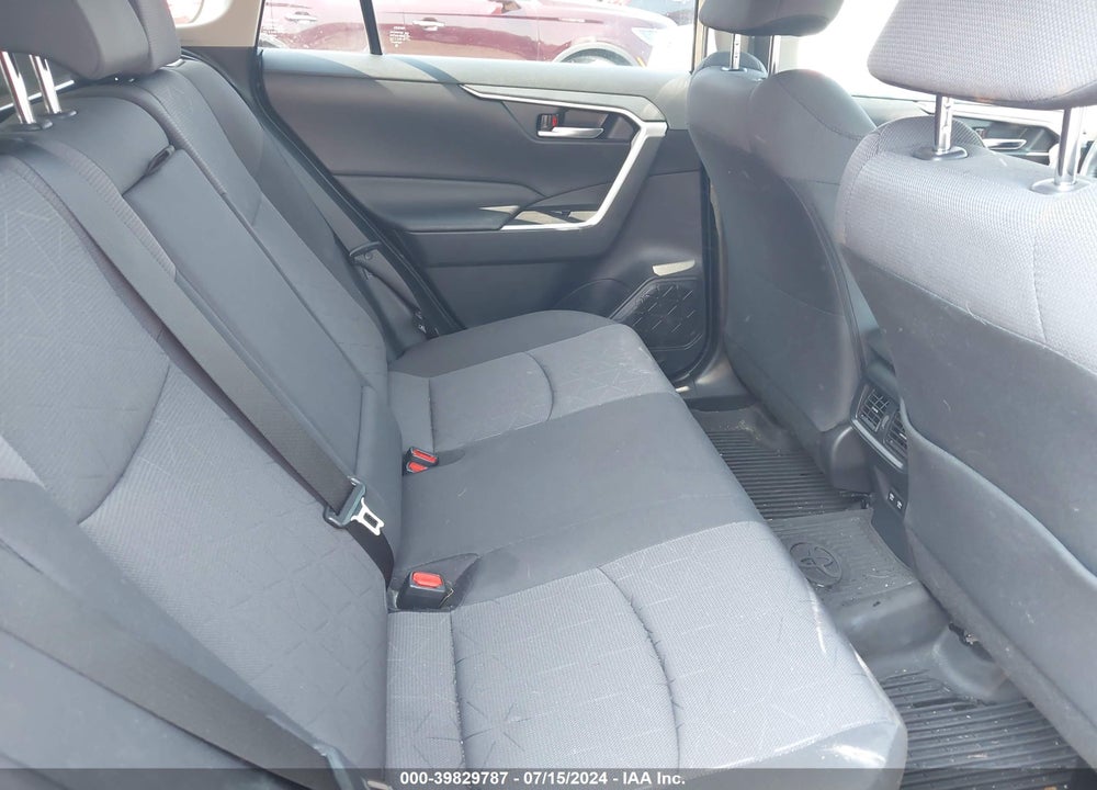 2021 TOYOTA RAV4 HYBRID XLE VIN: JTMRWRFV9MD126885