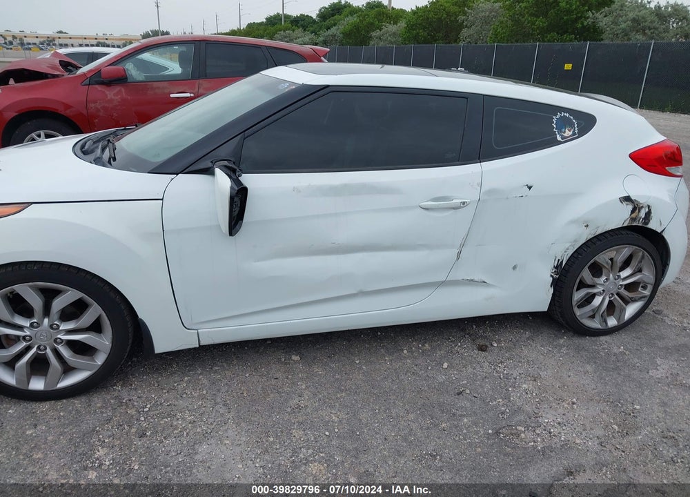 2013 HYUNDAI VELOSTER BASE W/GRAY VIN: KMHTC6AD8DU139196