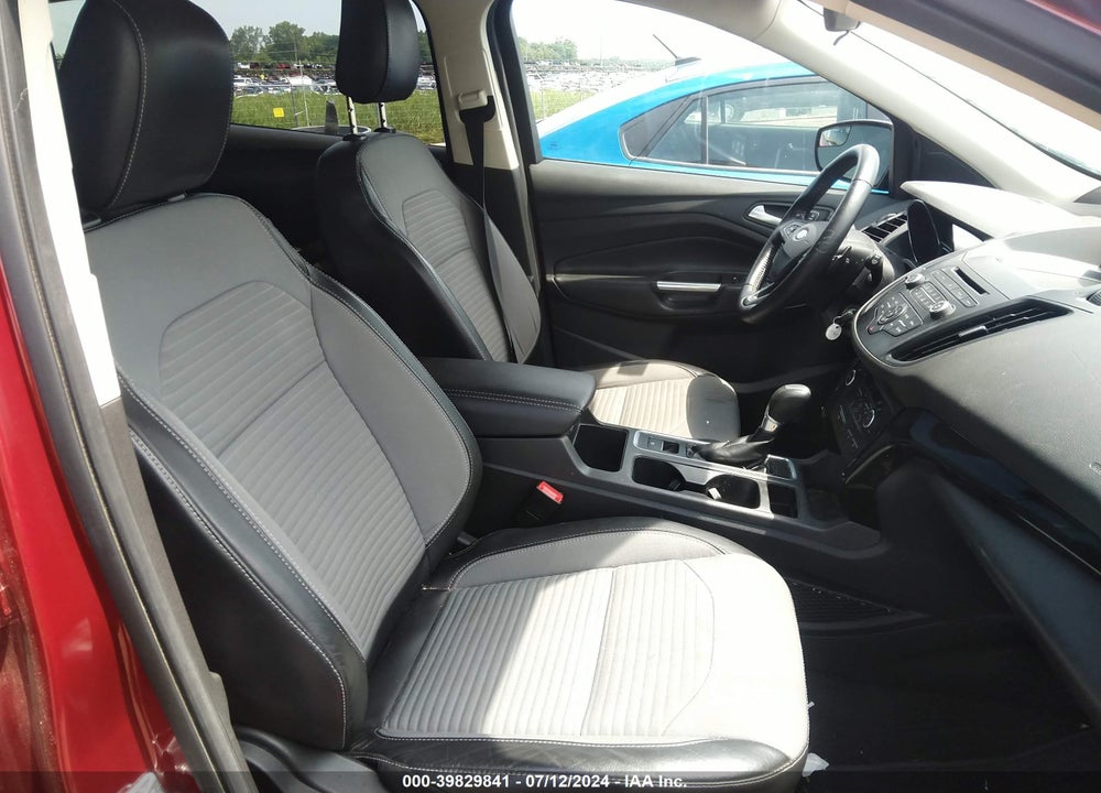 2018 FORD ESCAPE SE VIN: 1FMCU9GD0JUC19058