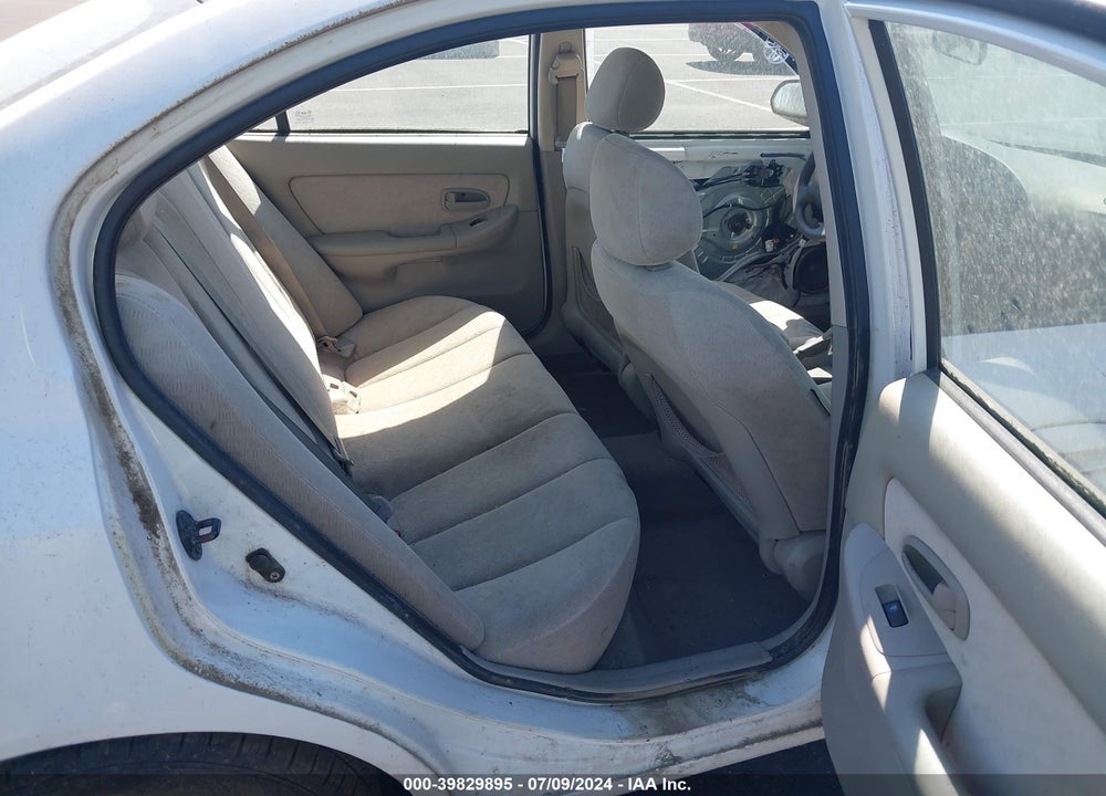 2005 HYUNDAI ELANTRA GLS/GT VIN: KMHDN46D65U006904