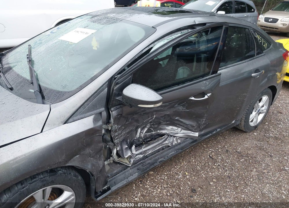2014 FORD FOCUS SE VIN: 1FADP3F25EL245721