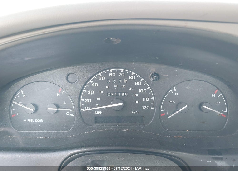 2000 FORD RANGER VIN: 1FTYR10C0YTB23039