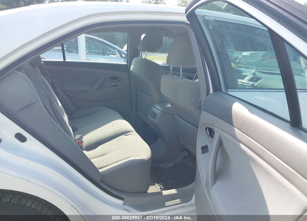 2009 TOYOTA CAMRY LE VIN: 4T4BE46K79R085842