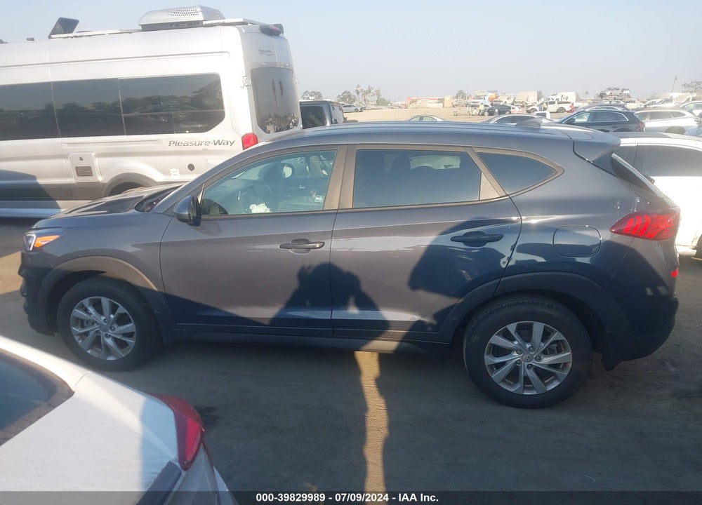 2020 HYUNDAI TUCSON SE VIN: KM8J23A40LU189601