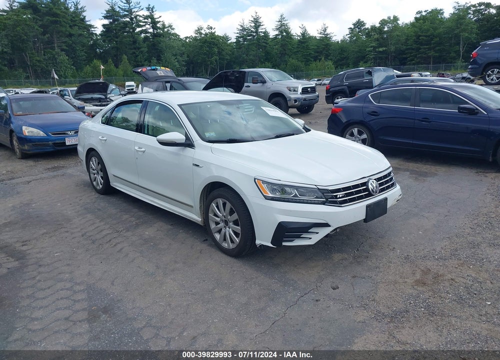 2017 VOLKSWAGEN PASSAT 1.8T R-LINE VIN: 1VWDT7A39HC019762