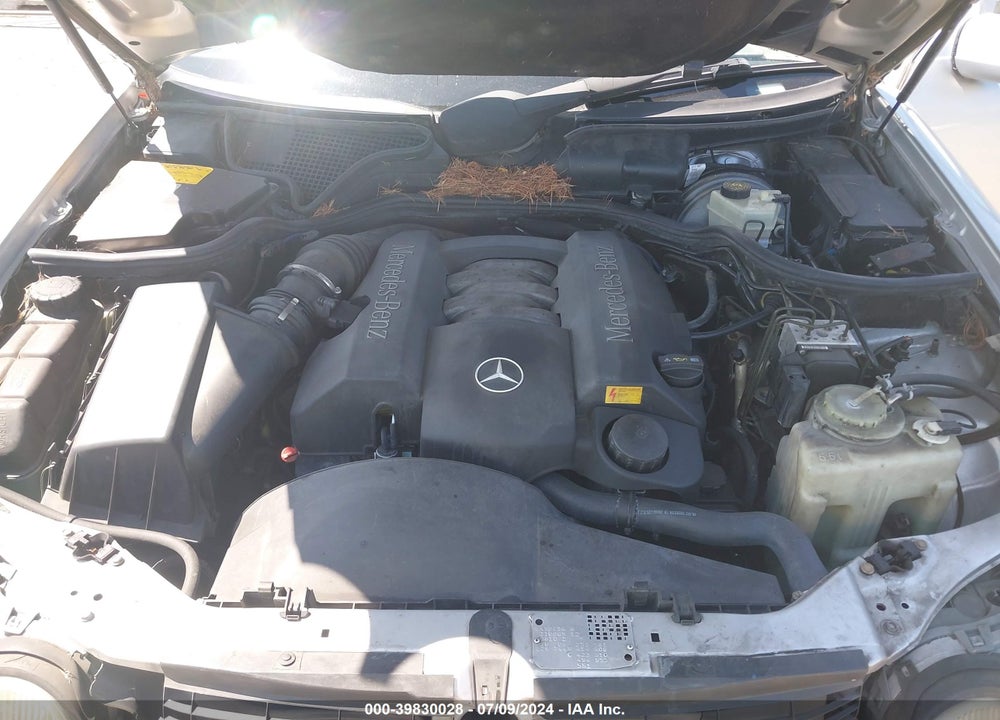 1998 MERCEDES-BENZ E 320 VIN: WDBJF65F5WA550251