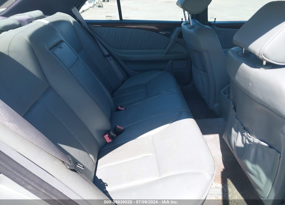 1998 MERCEDES-BENZ E 320 VIN: WDBJF65F5WA550251