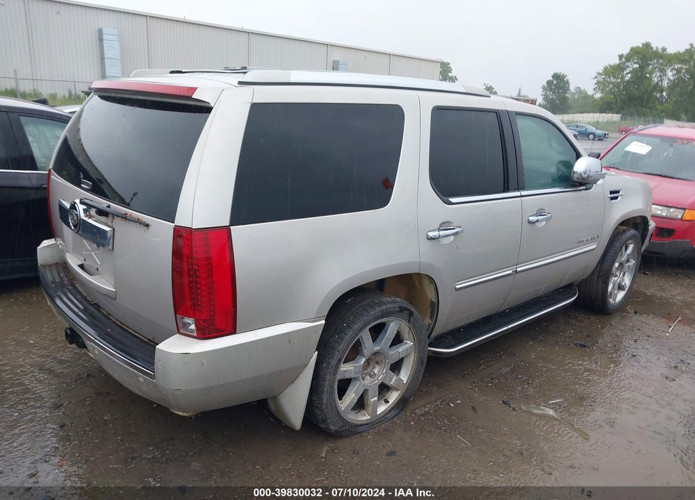 2007 CADILLAC ESCALADE STANDARD VIN: 1GYEC63847R330953