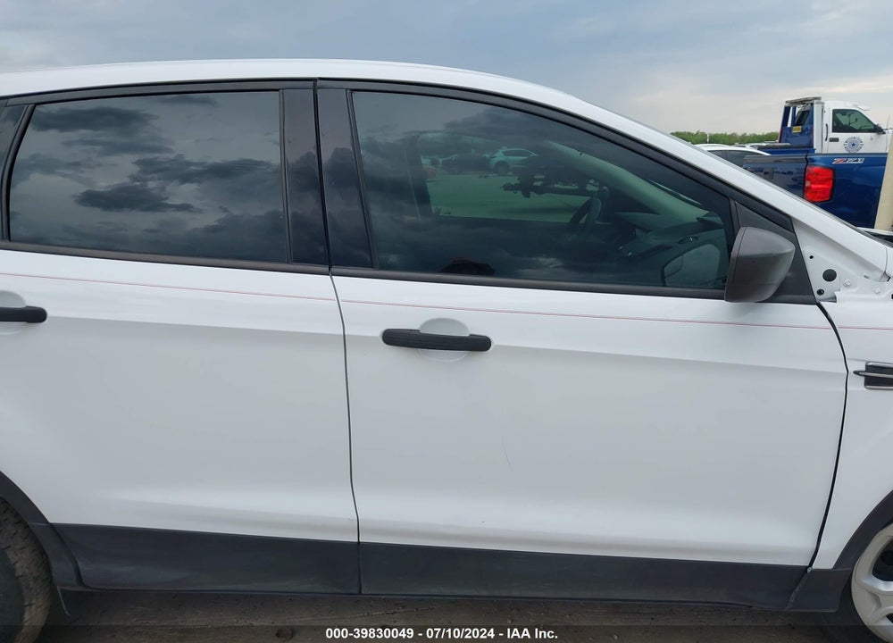 2019 FORD ESCAPE VIN: 1FMCU0F71KUC52904