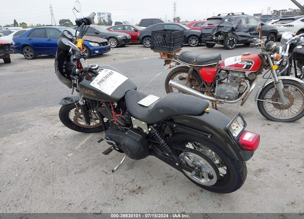 1999 HARLEY-DAVIDSON FXDX VIN: 1HD1GJV39XY326575