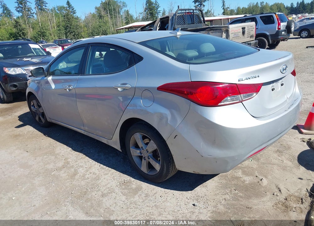 2012 HYUNDAI ELANTRA GLS VIN: 5NPDH4AE8CH062748