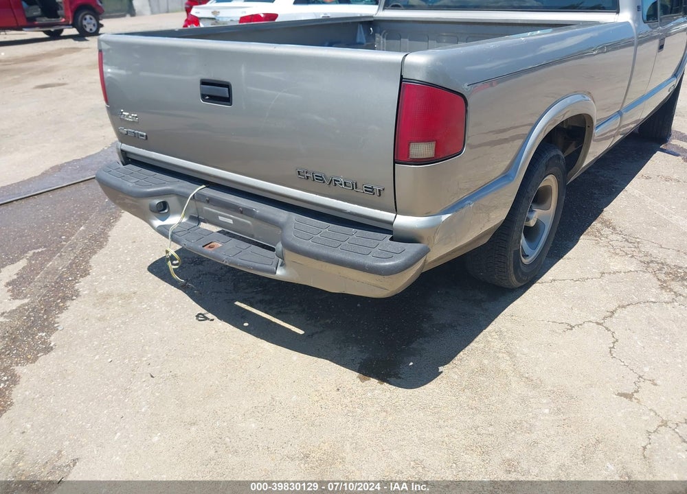 2001 CHEVROLET S-10 LS VIN: 1GCCS195X18251199