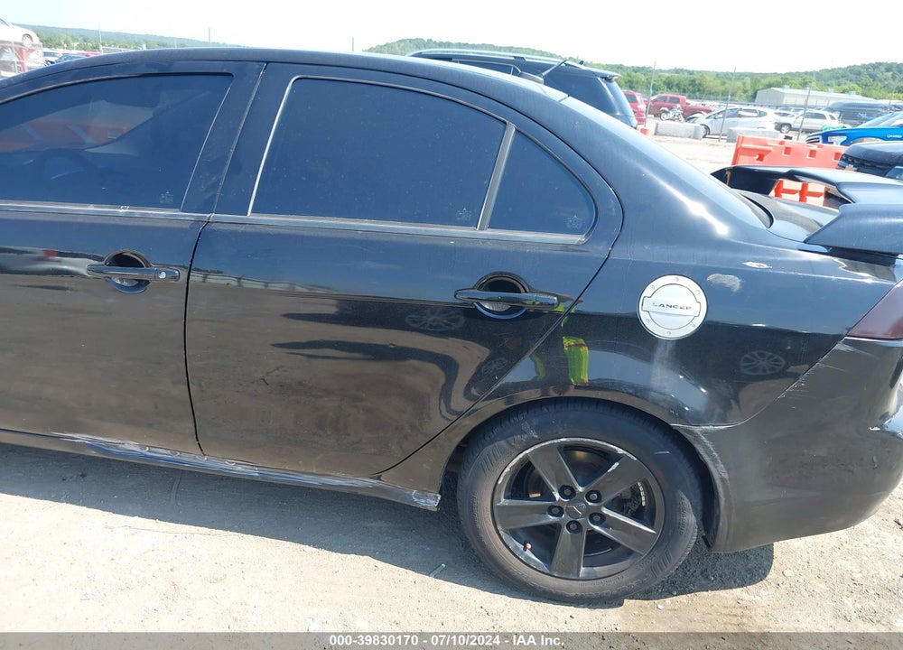 2008 MITSUBISHI LANCER DE/ES VIN: JA3AU26UX8U006812