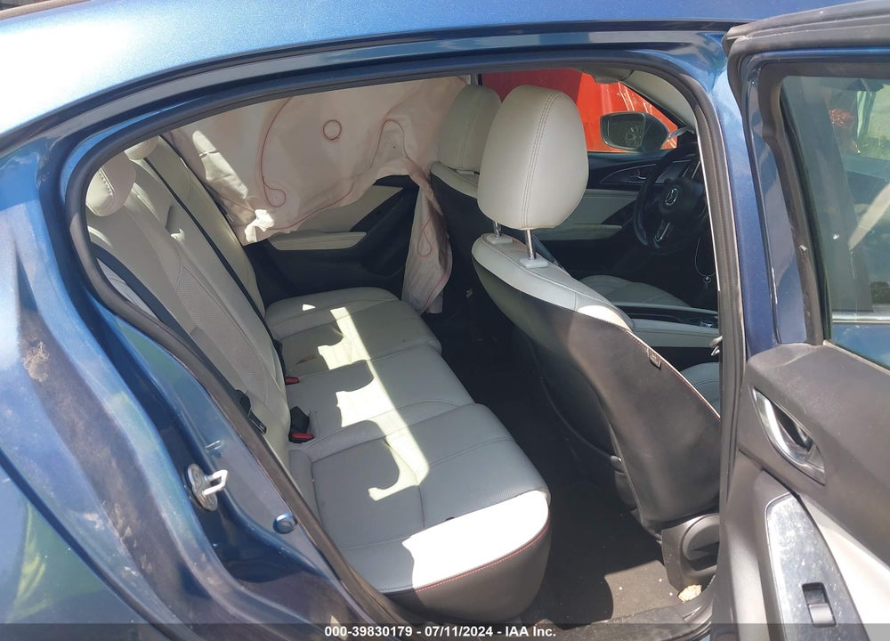 2017 MAZDA MAZDA3 VIN: 3MZBN1W37HM123656
