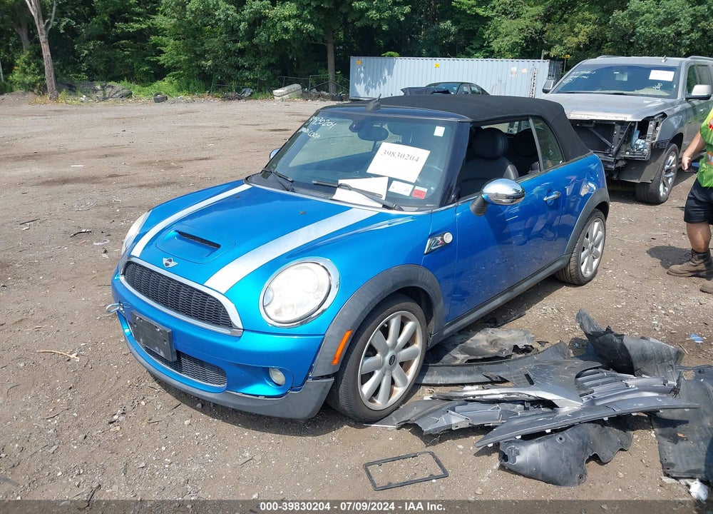 2010 MINI COOPER S VIN: WMWMS3C54ATY51803