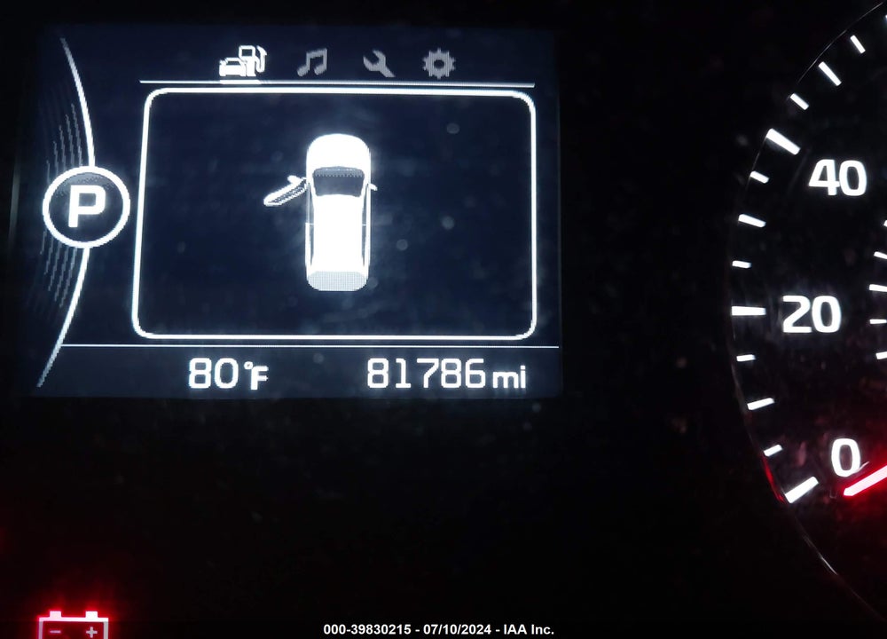 2018 KIA SORENTO 2.4L LX VIN: 5XYPGDA36JG423378