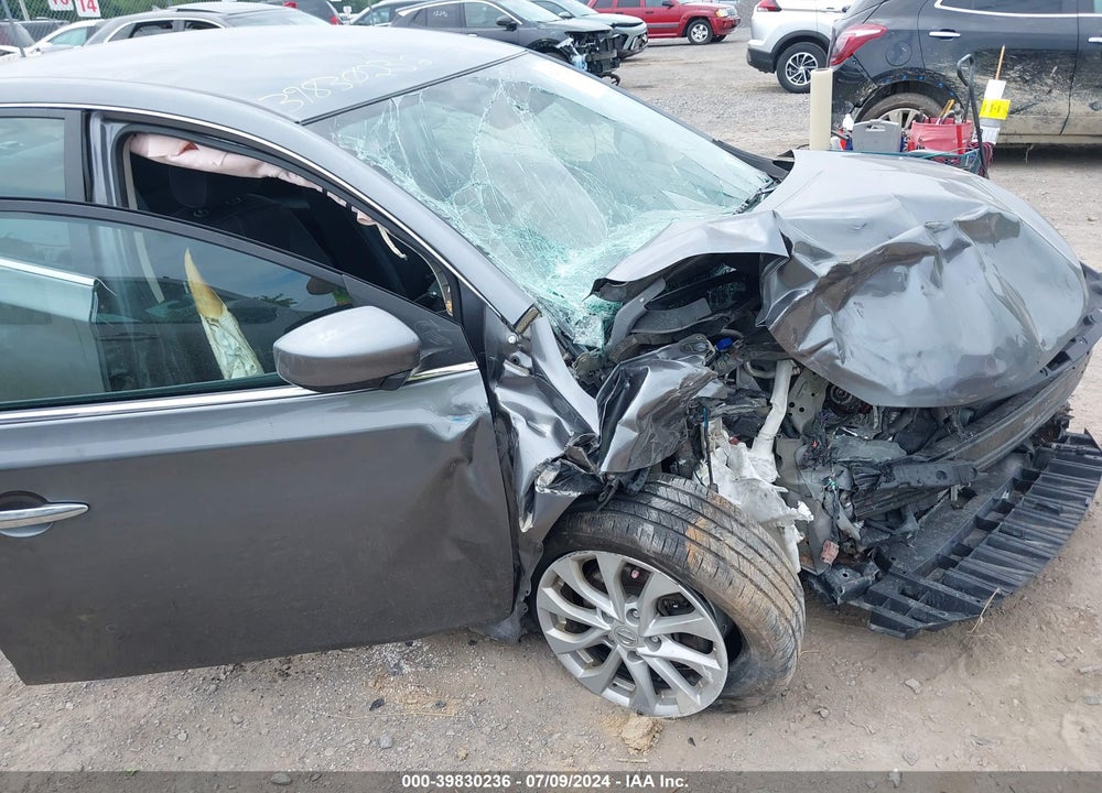 2018 NISSAN SENTRA SV VIN: 3N1AB7AP4JY295097