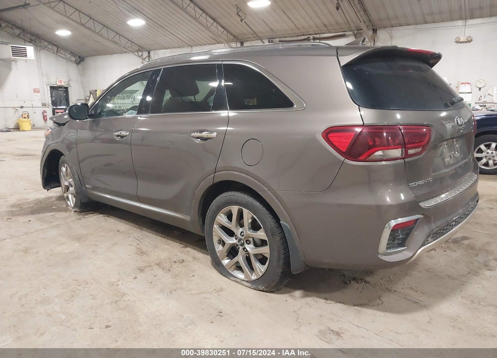 2019 KIA SORENTO 3.3L SXL VIN: 5XYPKDA57KG528772