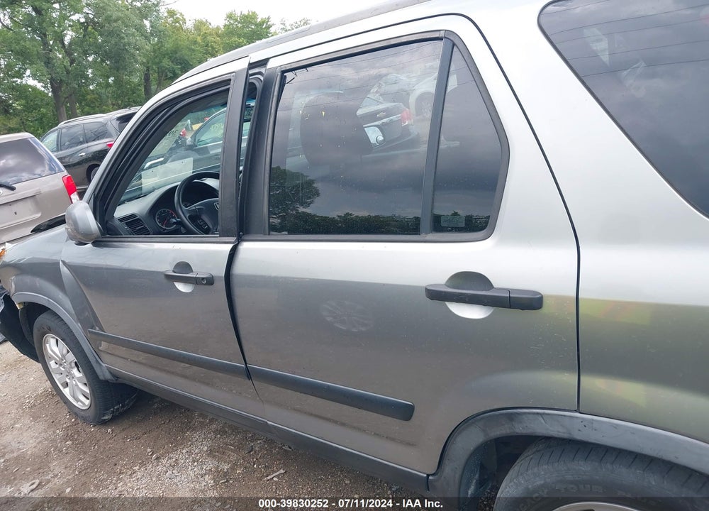2006 HONDA CR-V EX VIN: JHLRD788X6C025755