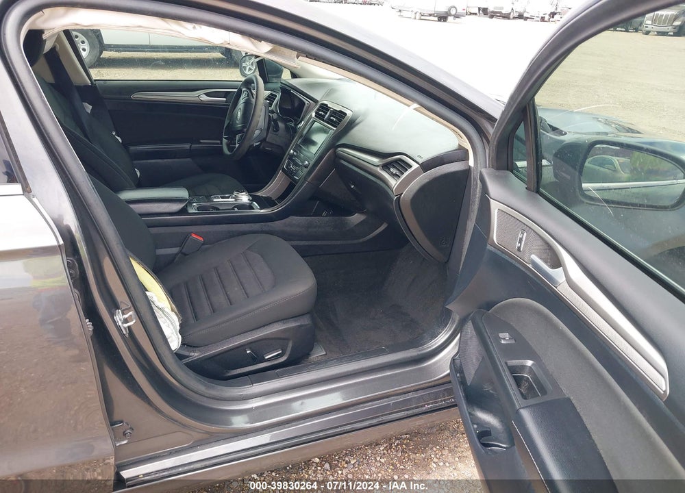 2019 FORD FUSION SE VIN: 3FA6P0HD2KR198313