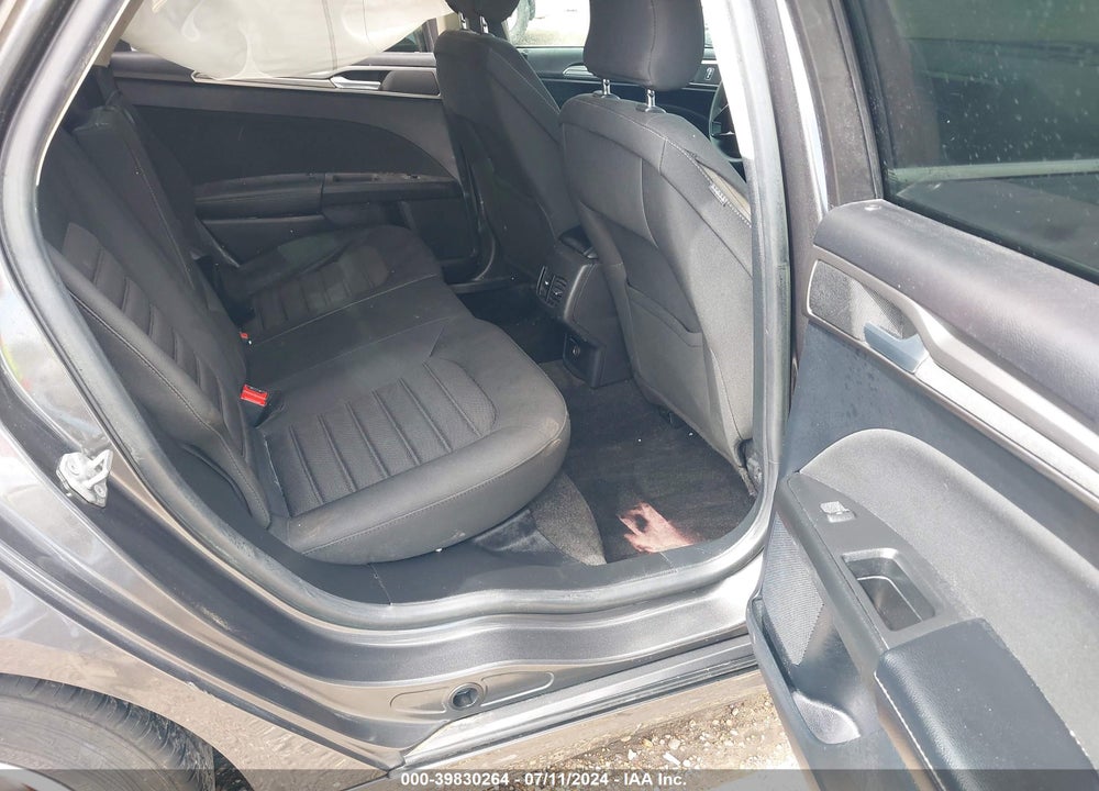 2019 FORD FUSION SE VIN: 3FA6P0HD2KR198313